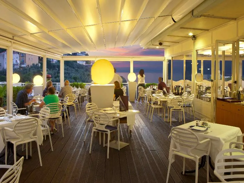 Restaurant, Rivage Hotel, Naples
