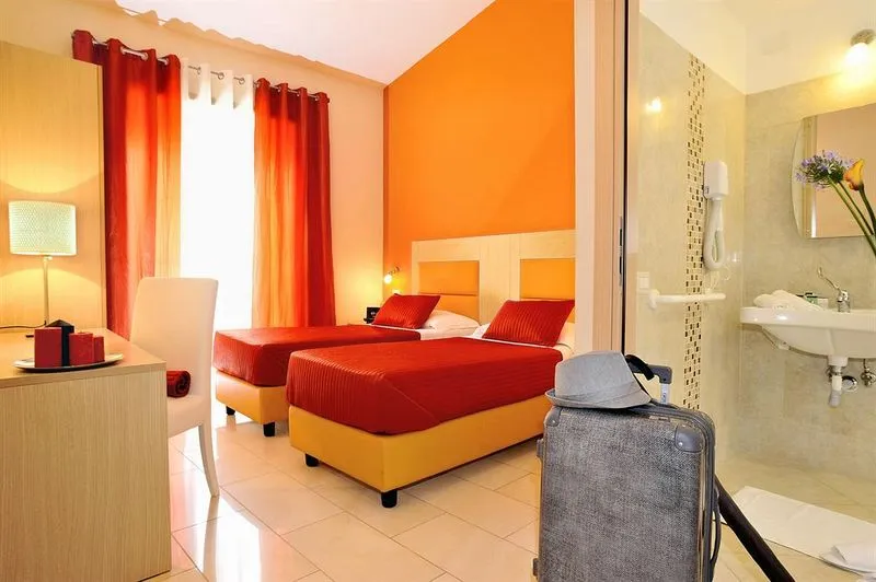 Double or Twin STANDARD Room, Hotel Scott House, Rome