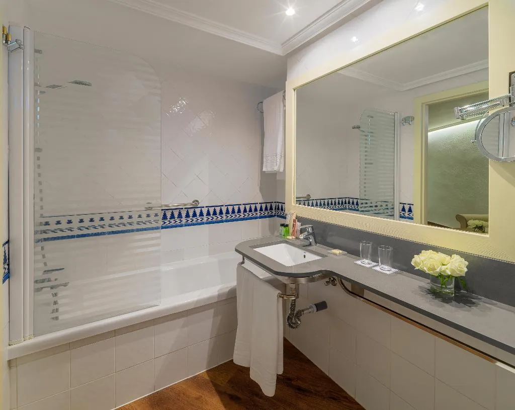 Room, H10 Tenerife Playa, Tenerife