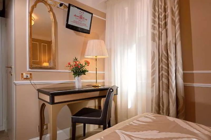 Room, Al Nuovo Teson, Venice
