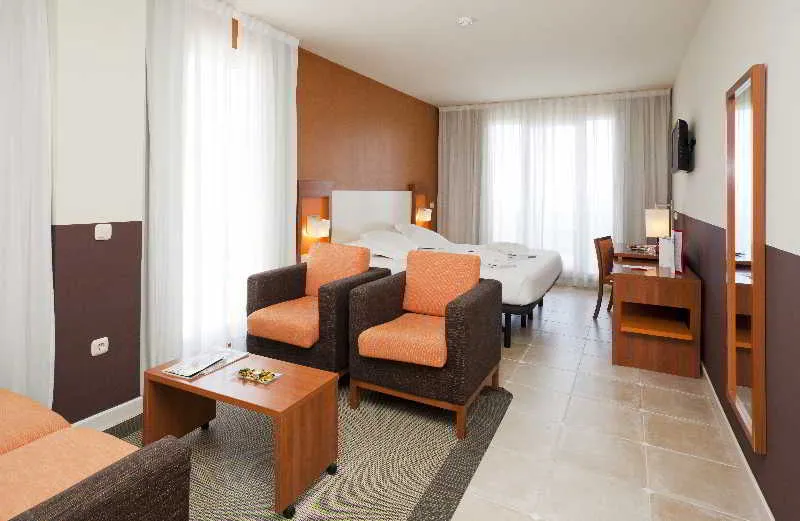 TRIPLE STANDARD Room, Ilunion Fuengirola, Costa Del Sol
