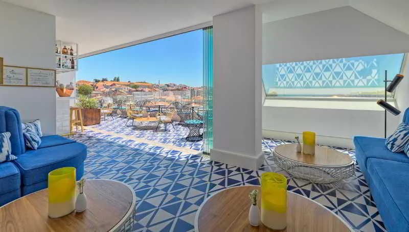 Terrace, H10 Duque De Loule, Lisbon