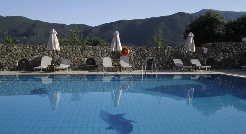 Pool, Jason, Corfu
