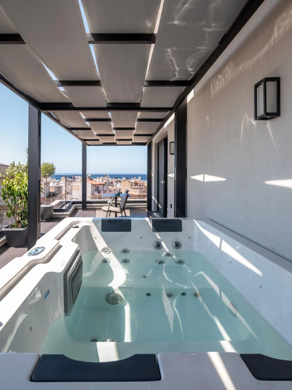SUITE WITH JACUZZI Room, Captain Napoleon Paterakis CNP Luxurious Suites, Crete