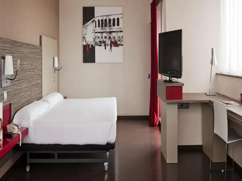 DOUBLE SINGLE USE STANDARD Room, Ilunion Barcelona, Barcelona