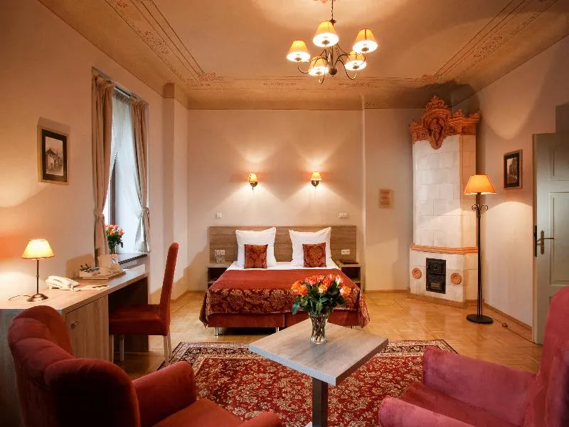 SUITE DELUXE Room, Hotel Santi, Krakow