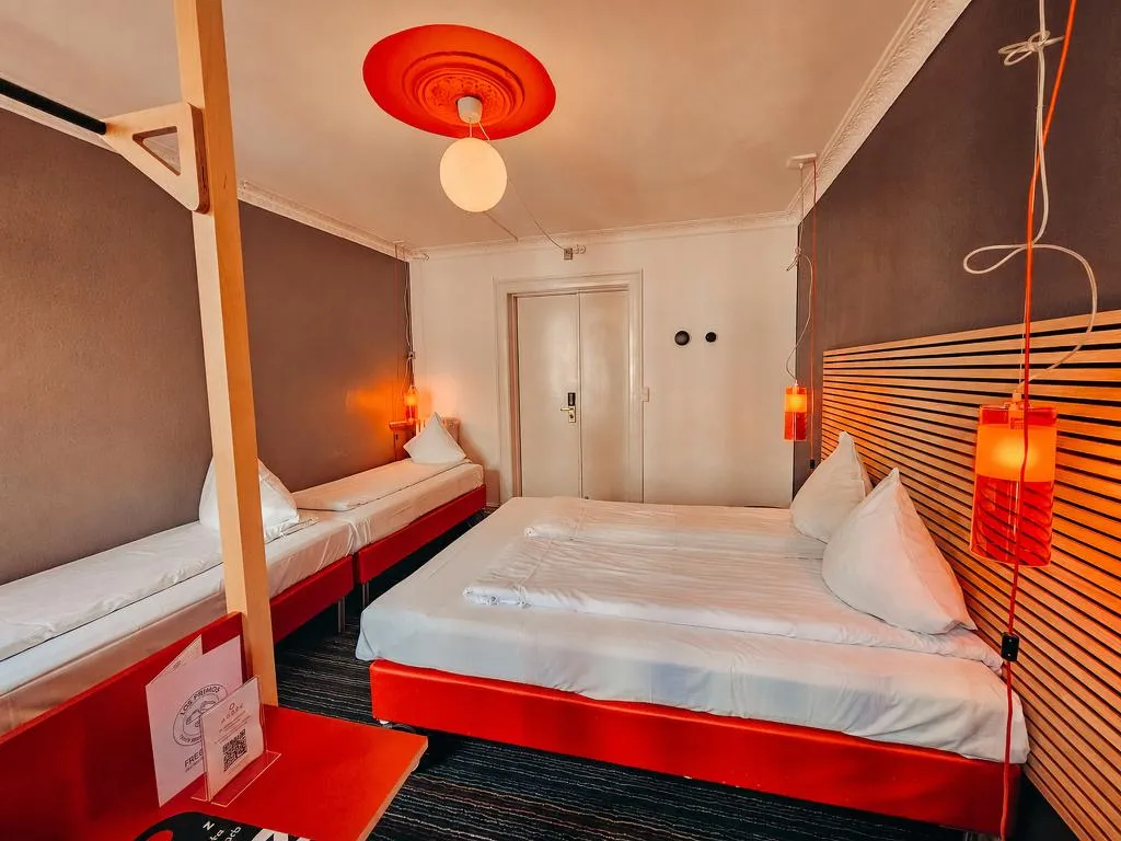 QUADRUPLE WITH SHARED BATHROOM Room, Annex Copenhagen, Copenhagen