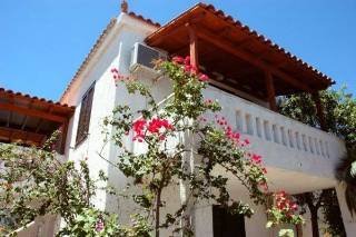 Exterior, Albatros, Samos