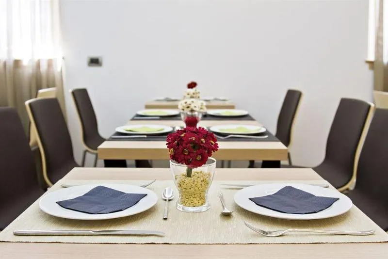 Restaurant, Gravina San Pietro, Rome