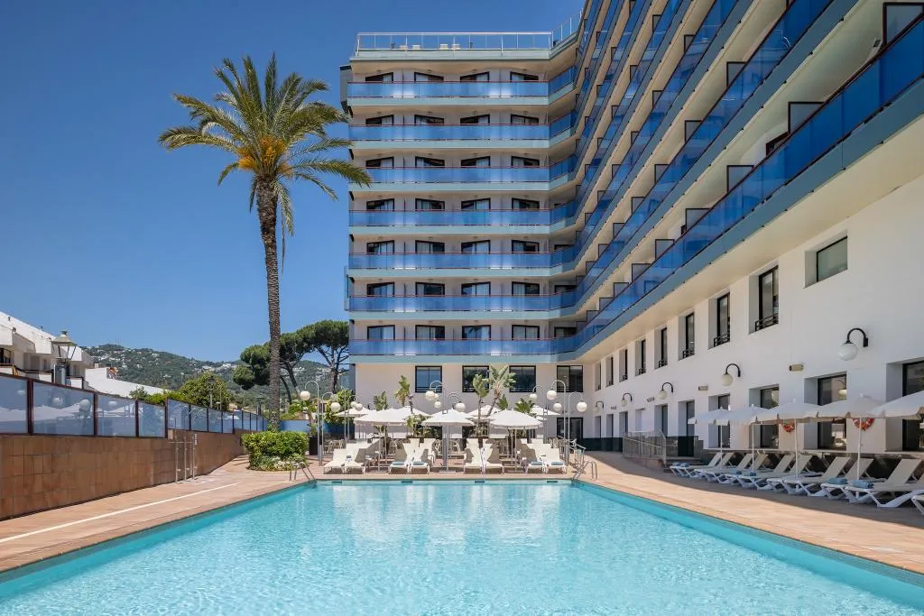 Pool, htop Jadhe, Costa Brava