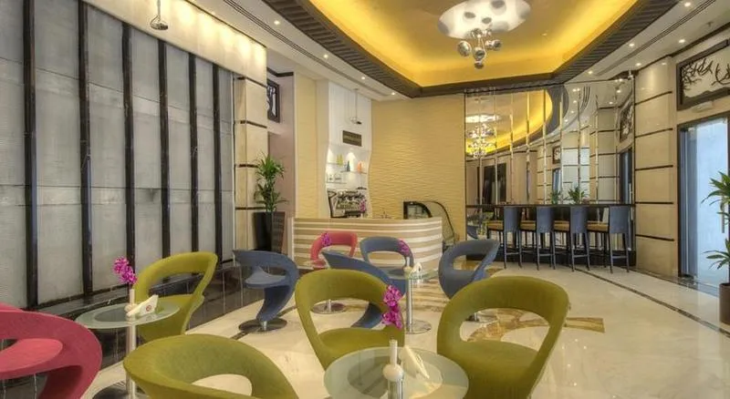 Bar, Raintree Rolla Hotel, Dubai