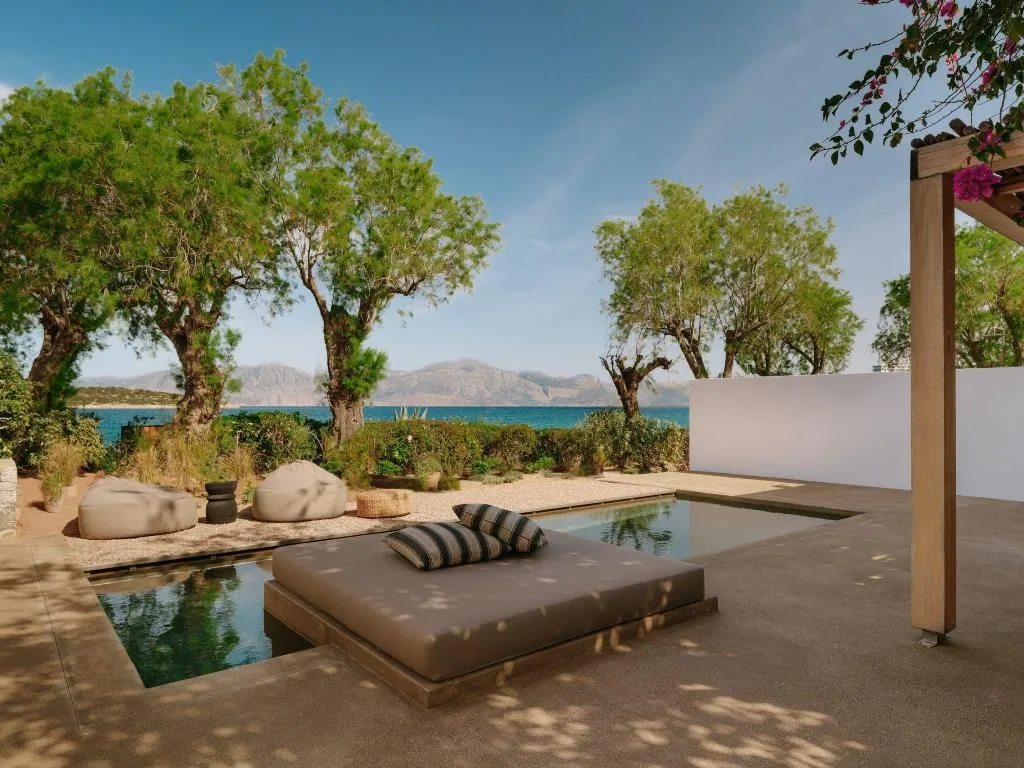 BUNGALOW SUPERIOR WITH PRIVATE POOL Room, Minos Beach Art Hotel, a Member of Design Hotels, Crete