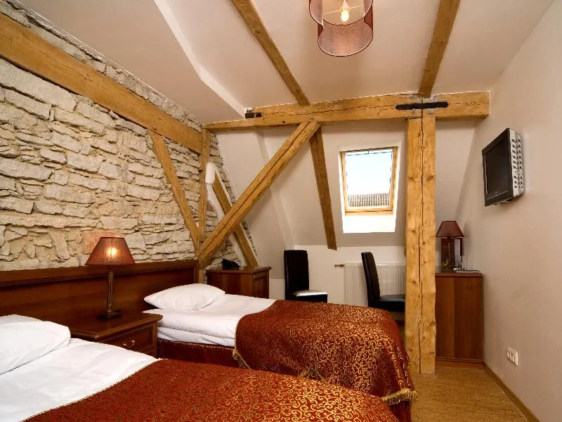 DOUBLE STANDARD Room, St. Olav, Tallinn