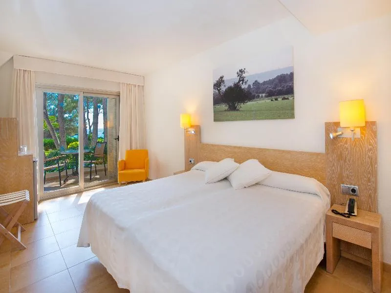 Room, Iberostar Waves Pinos Park, Majorca