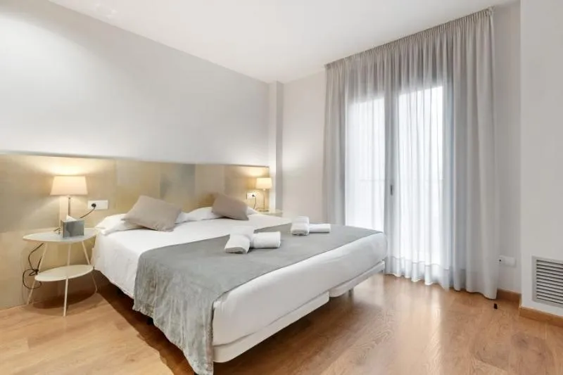 APARTMENT TWO BEDROOMS Room, Sensation Authentic Gracia, Barcelona