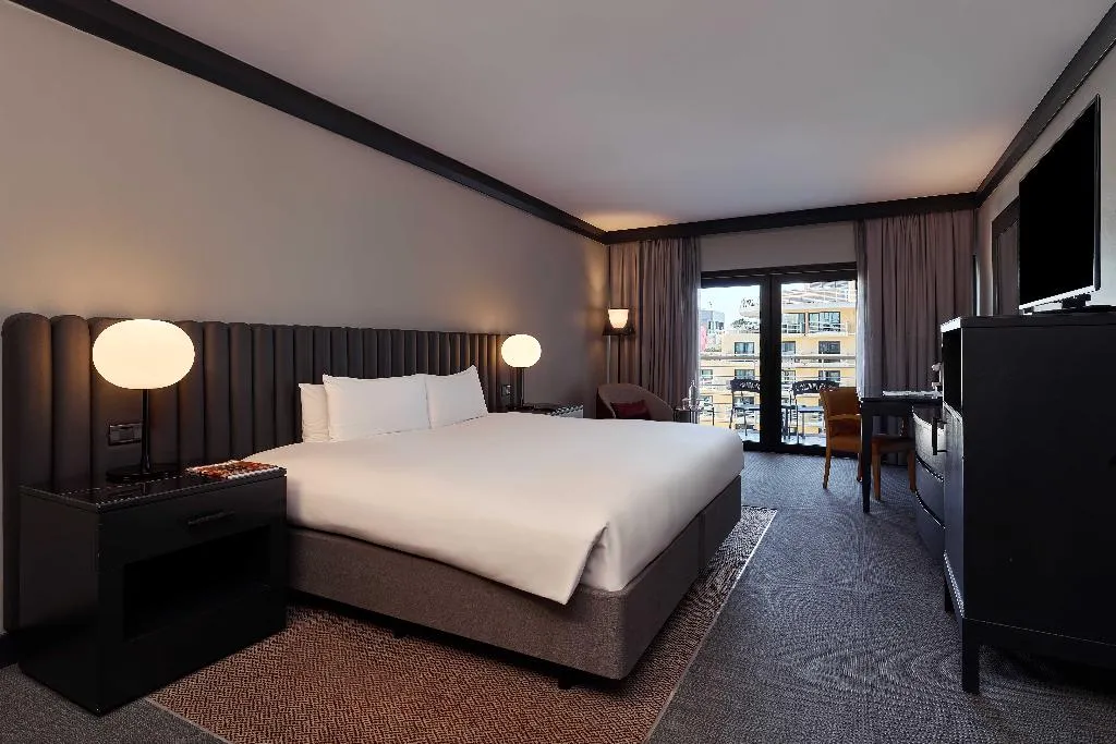 JUNIOR SUITE CLUB CITY VIEW Room, InterContinental Malta, Malta