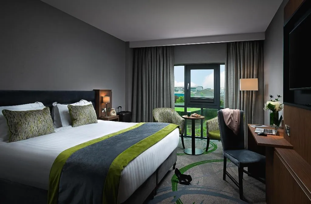 Room, Carlton Hotel Dublin Airport, Dublin