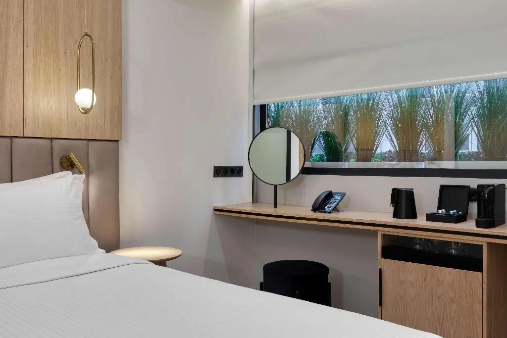 Room, Hilton Garden Inn Athens Syggrou Avenue, Athens