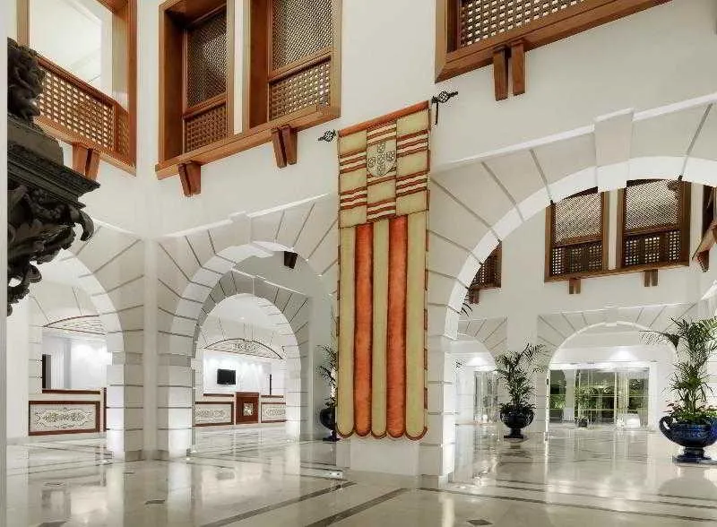 Lobby, Pine Cliffs Hotel, a Luxury Collection Resort, Algarve