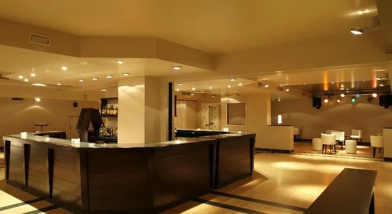 Bar, Palacio de Velada, Madrid
