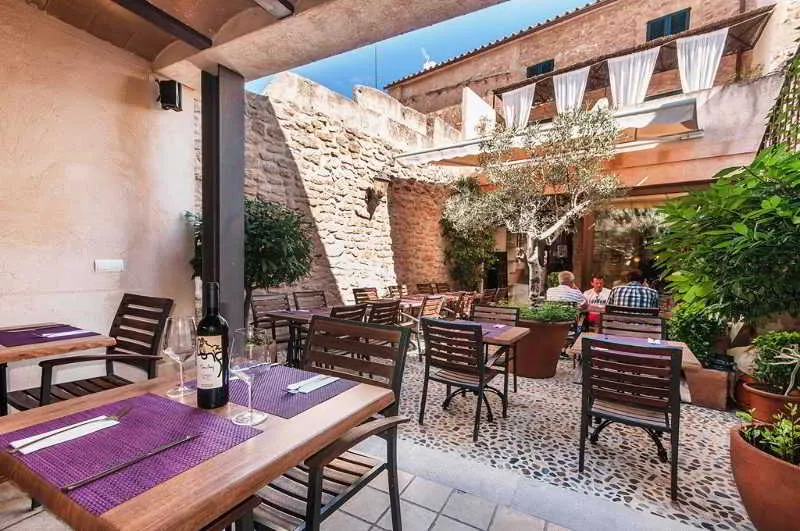 Restaurant, Can Pere, Majorca