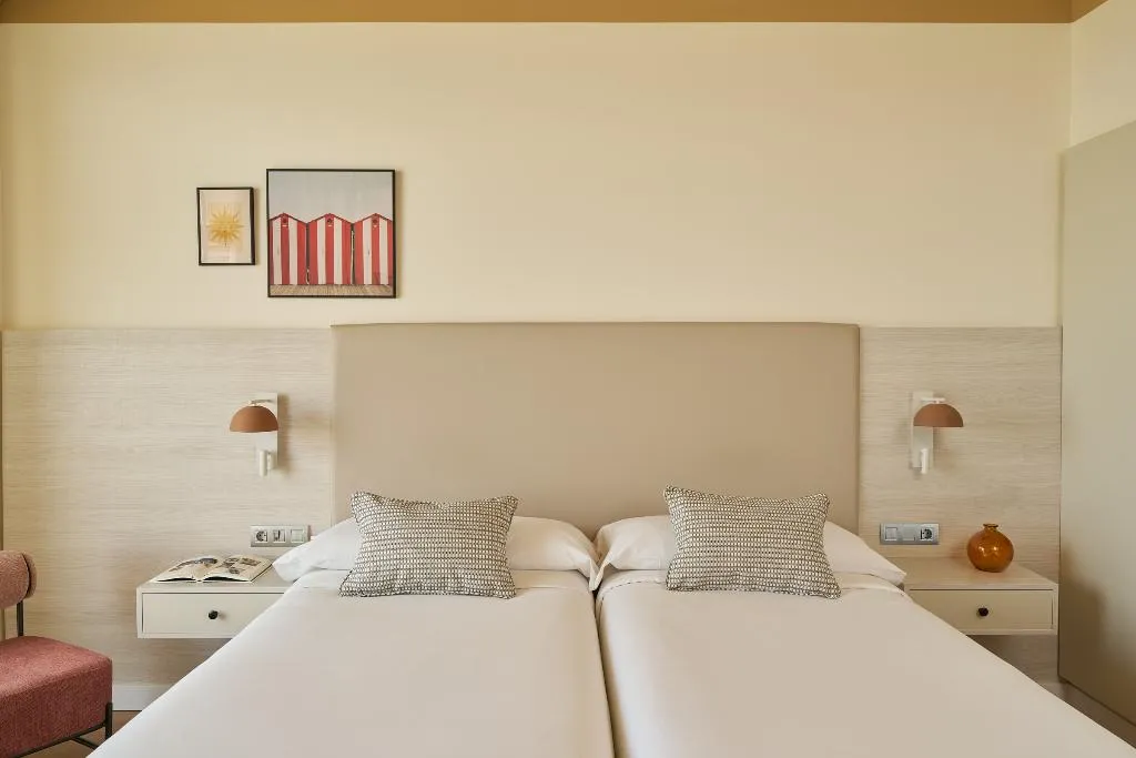 DOUBLE SINGLE USE STANDARD Room, Riviera Costa del Sol, Costa Del Sol