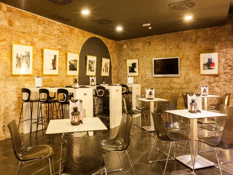 Bar, Petit Palace Boquería Garden, Barcelona