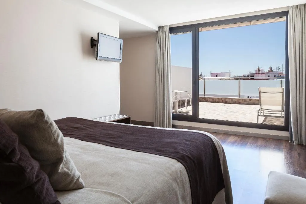 Room, Don Paco, Seville
