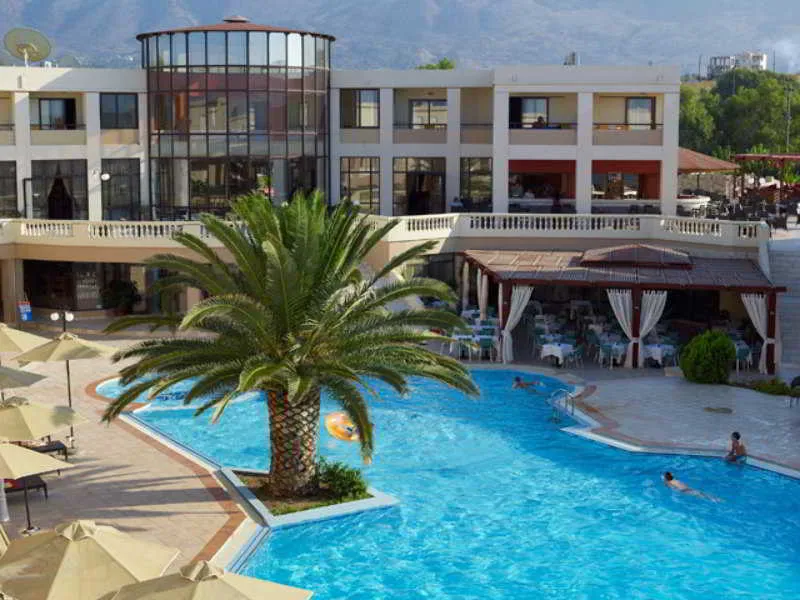 Pool, Mythos Palace, Crete