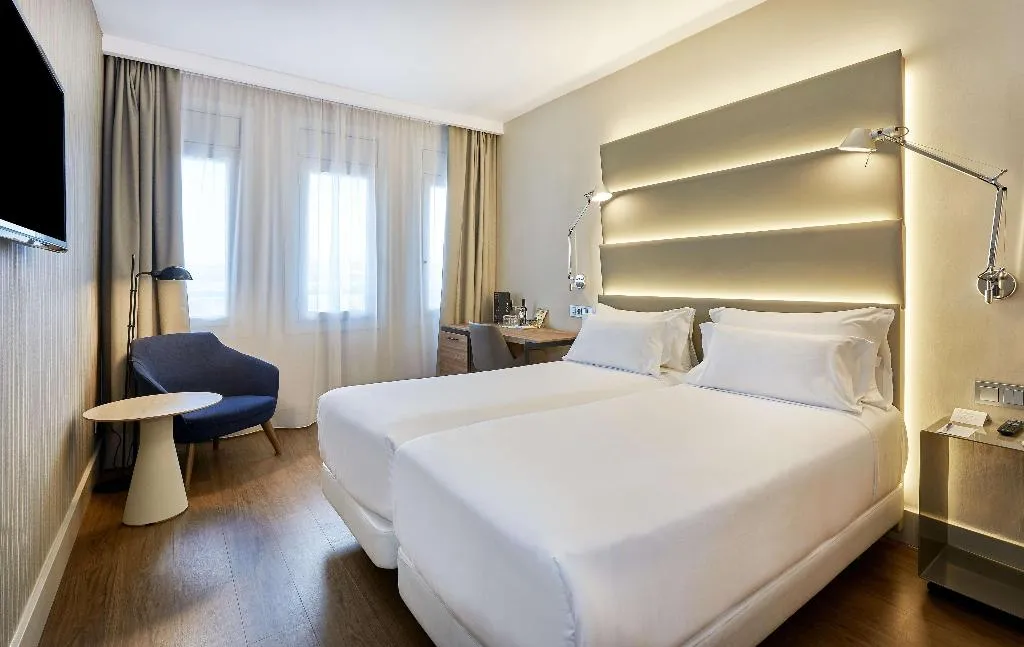 Double or Twin STANDARD Room, NH Sants Barcelona, Barcelona
