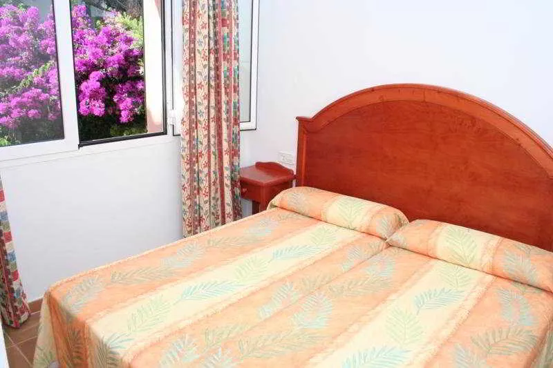 Room, Villas del Sol, Menorca