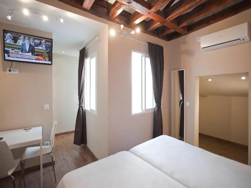 APARTMENT CAPACITY 2 Room, Suites You Nickel, Madrid