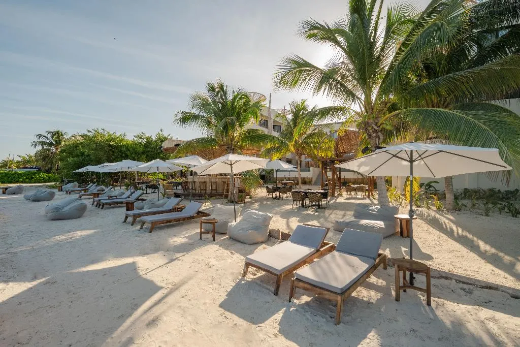 Beach, Ana y Jose Hotel & Beach Club Holbox, Cancun Area