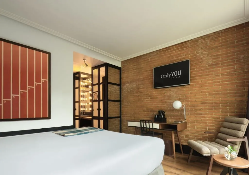 Double or Twin DELUXE Room, Only You Hotel Atocha, Madrid