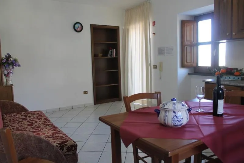 APARTMENT CAPACITY 2 Room, Il Casale Del Golfo, Naples