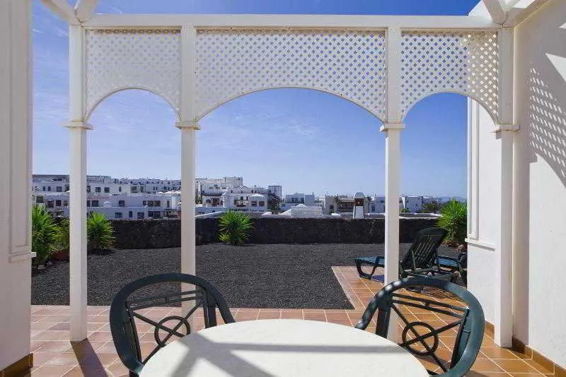 Terrace, Apartamentos LIVVO Coloradamar, Lanzarote