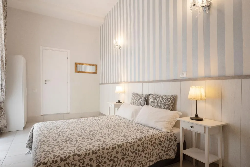 DOUBLE WITH BALCONY Room, B&B Dei Decumani di Napoli, Naples