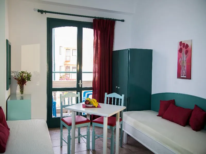 Room, Theoni Apartments, Crete