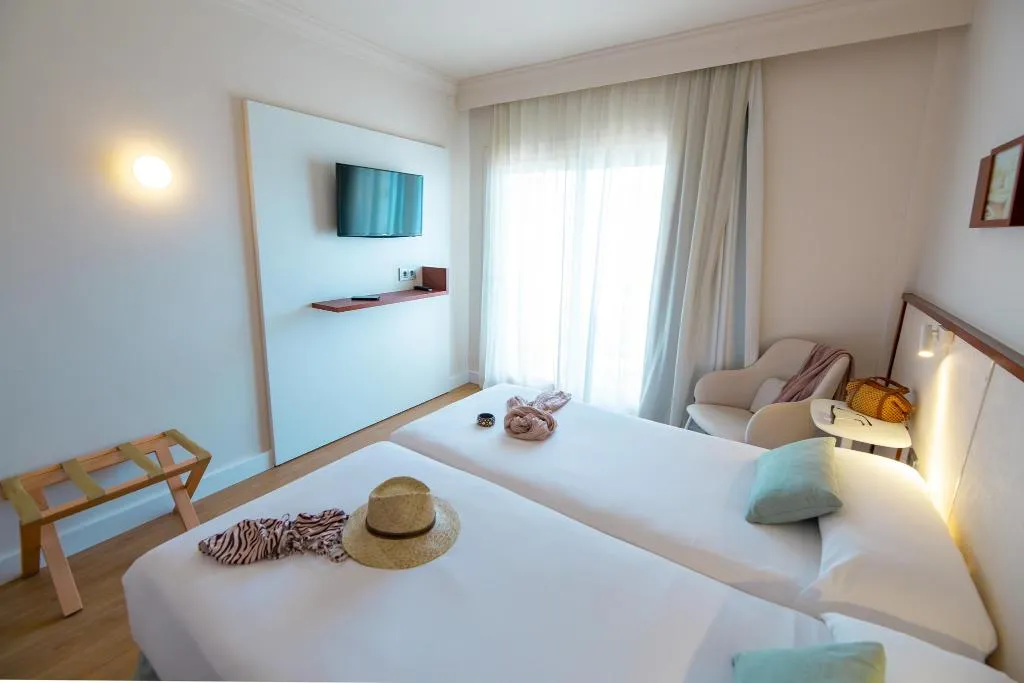 Double or Twin STANDARD Room, Prestige Victoria, Costa Brava