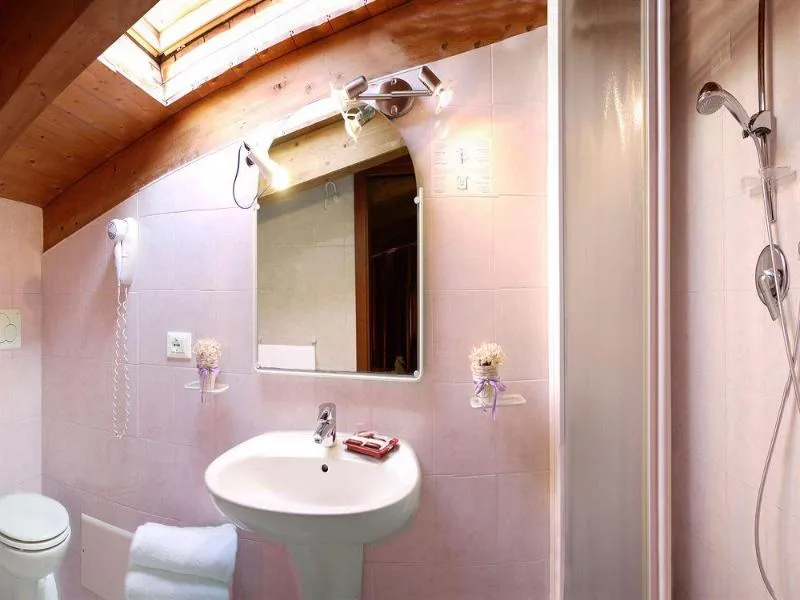 Room, Beach 2, Venice
