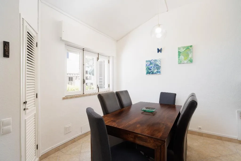 TOWNHOME THREE BEDROOMS TWO BATHROOMS Room, Vale Do Lobo Resort, Algarve