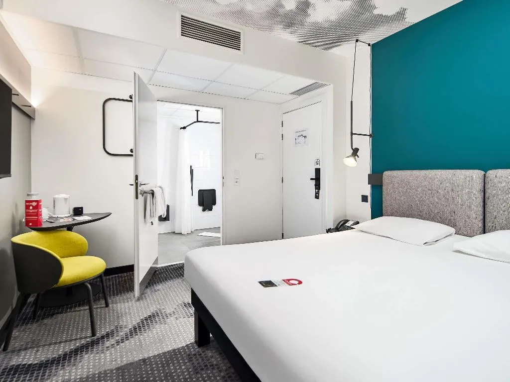 DOUBLE Accessible SUPERIOR Room, Ibis Praha Wenceslas Square, Prague