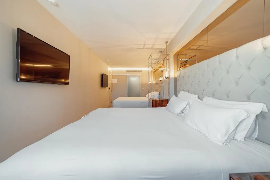 FAMILY ROOM STANDARD Room, ABC Hotel Porto - Boavista, Porto