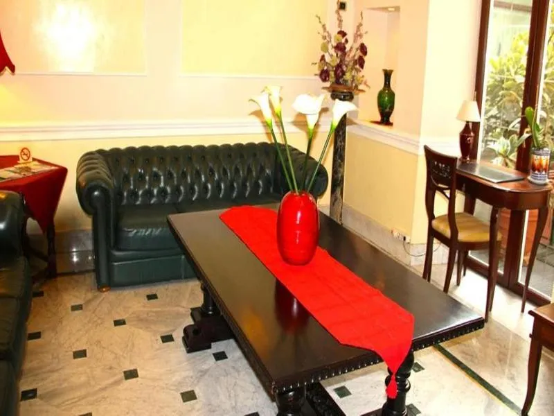 Lobby, Astoria Garden, Rome