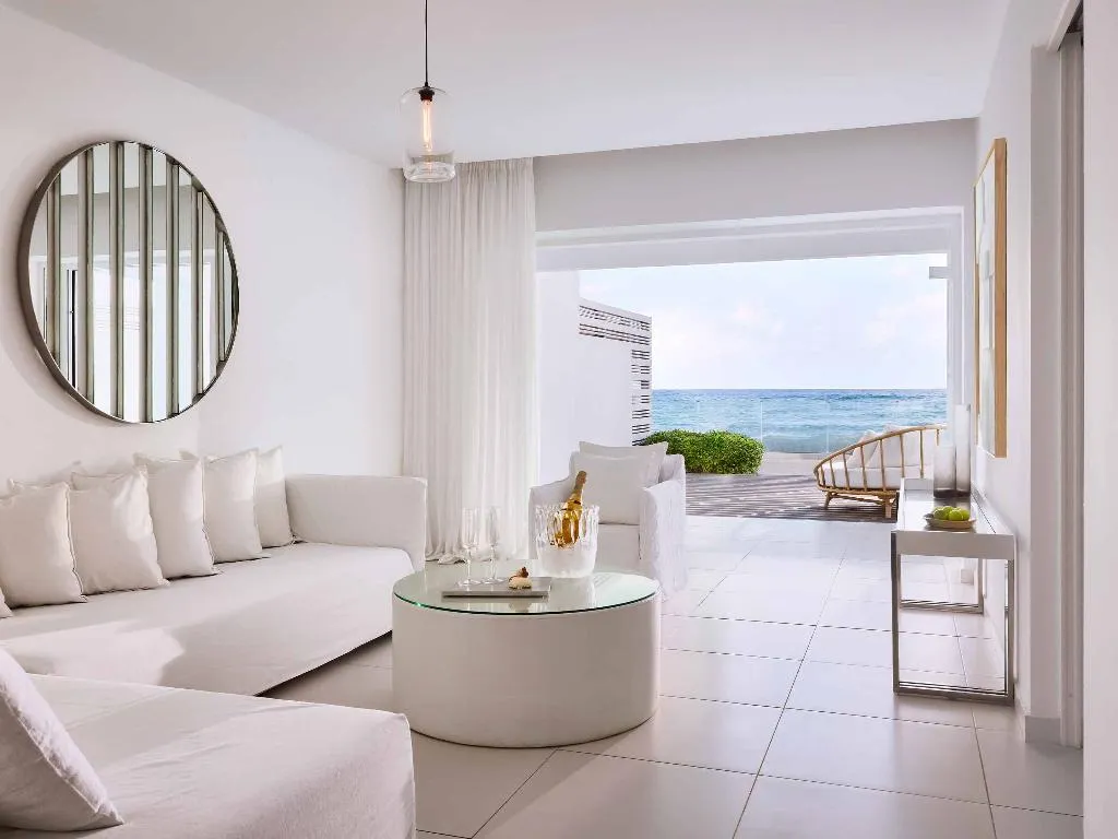 VILLA SUPERIOR WITH PRIVATE POOL Room, Grecotel LUXME White, Crete