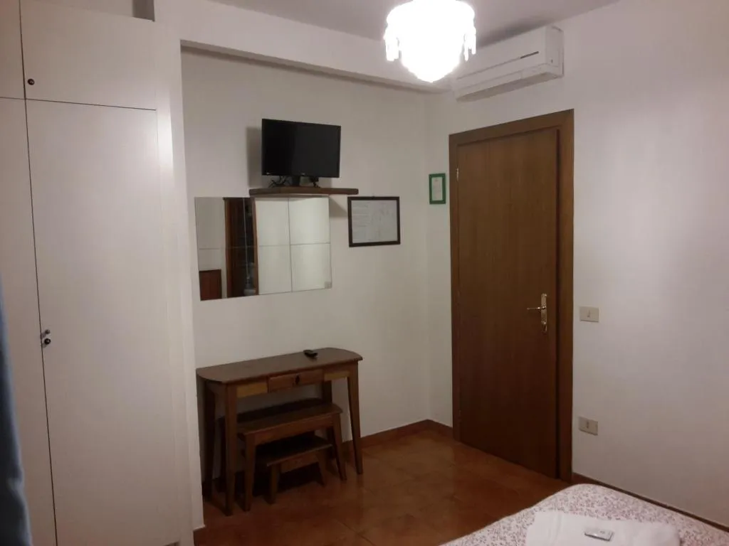 TRIPLE STANDARD Room, Albergo Sonia, Florence