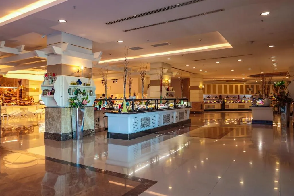 Restaurant, Crystal Prestige Pearl Collection, Antalya