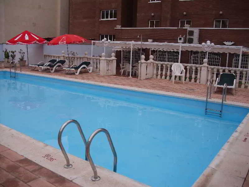 Pool, Santa Cecilia, Madrid