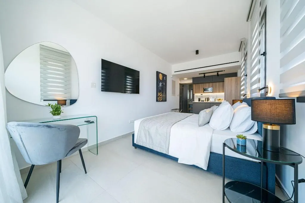 Room, Waterside, Cyprus