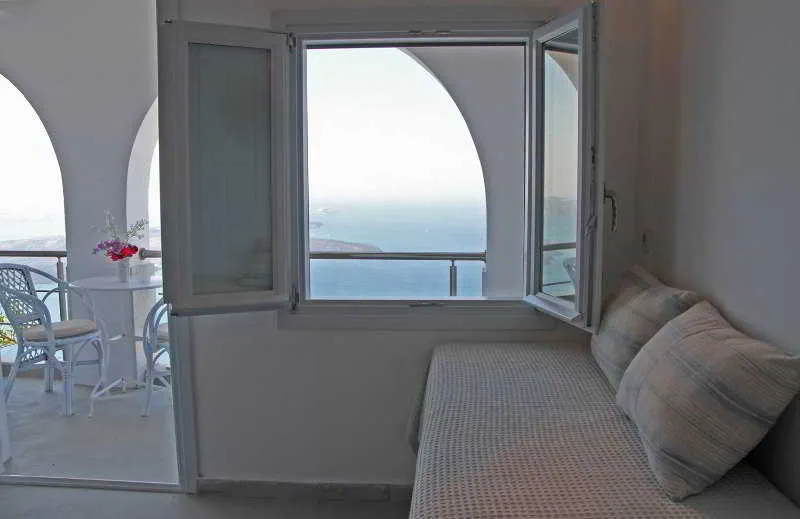 Room, Pearl on the Cliff, Santorini